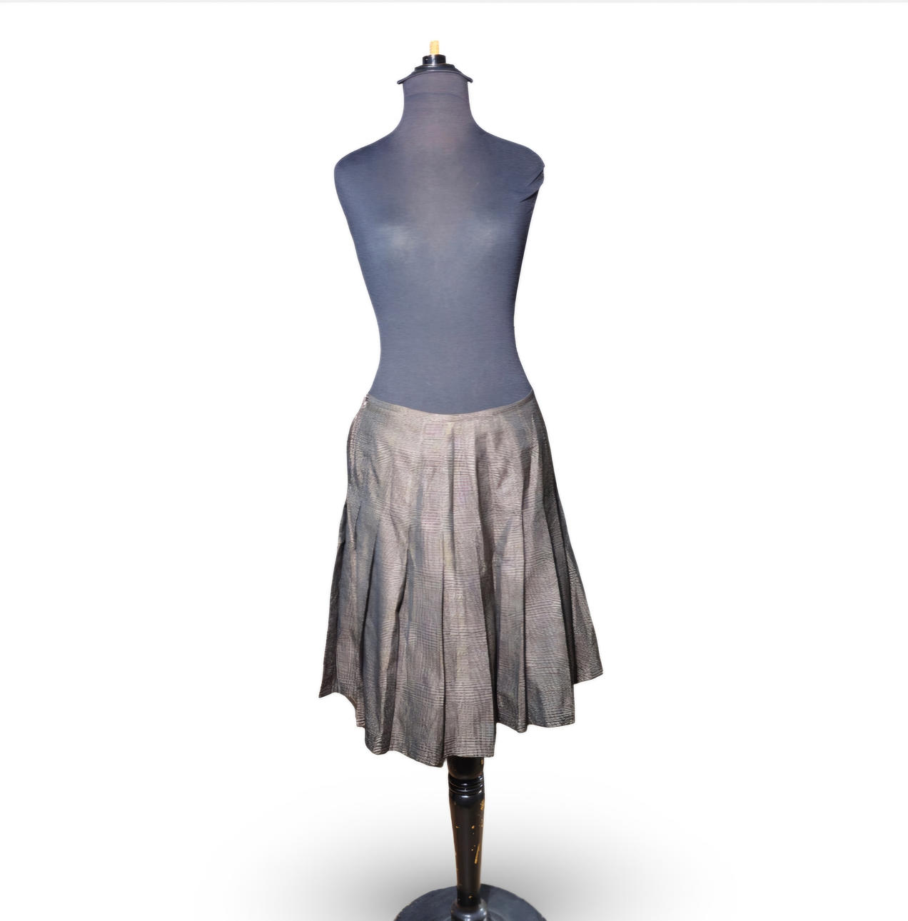 BURBERRY. Pleated skirt in tartan pattern.