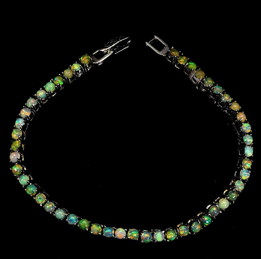 OPAL SILVER BRACELET.