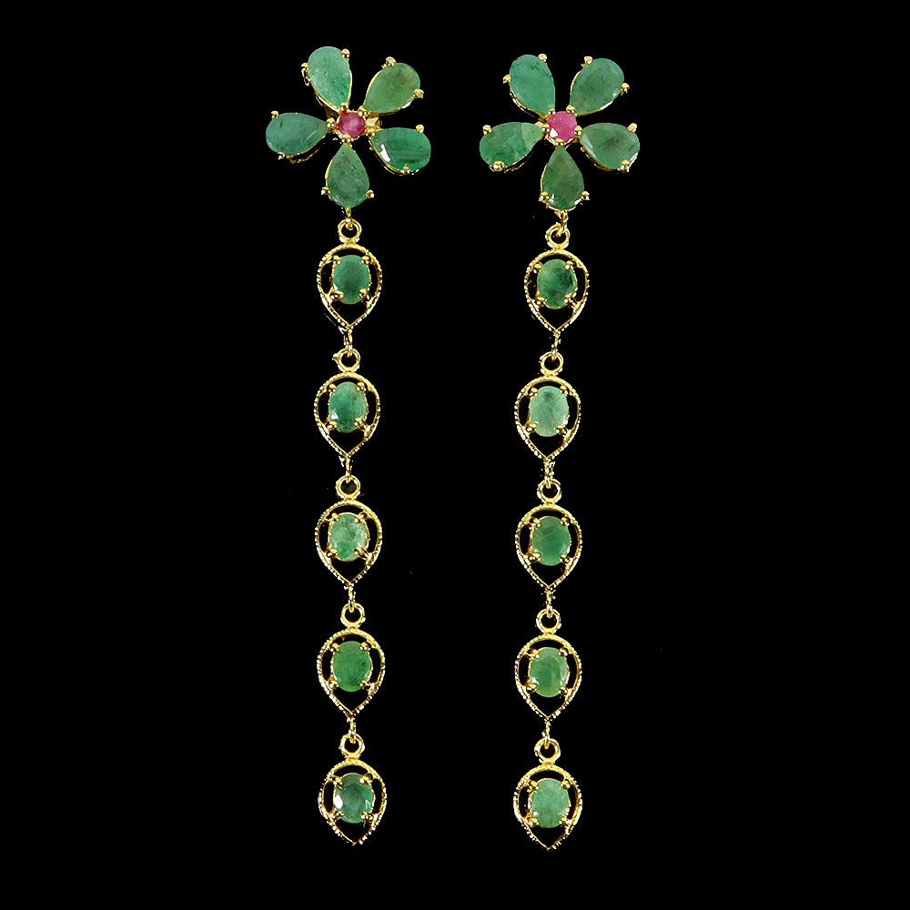 EMERALD AND RUBY SILVER DROP EARRINGS.