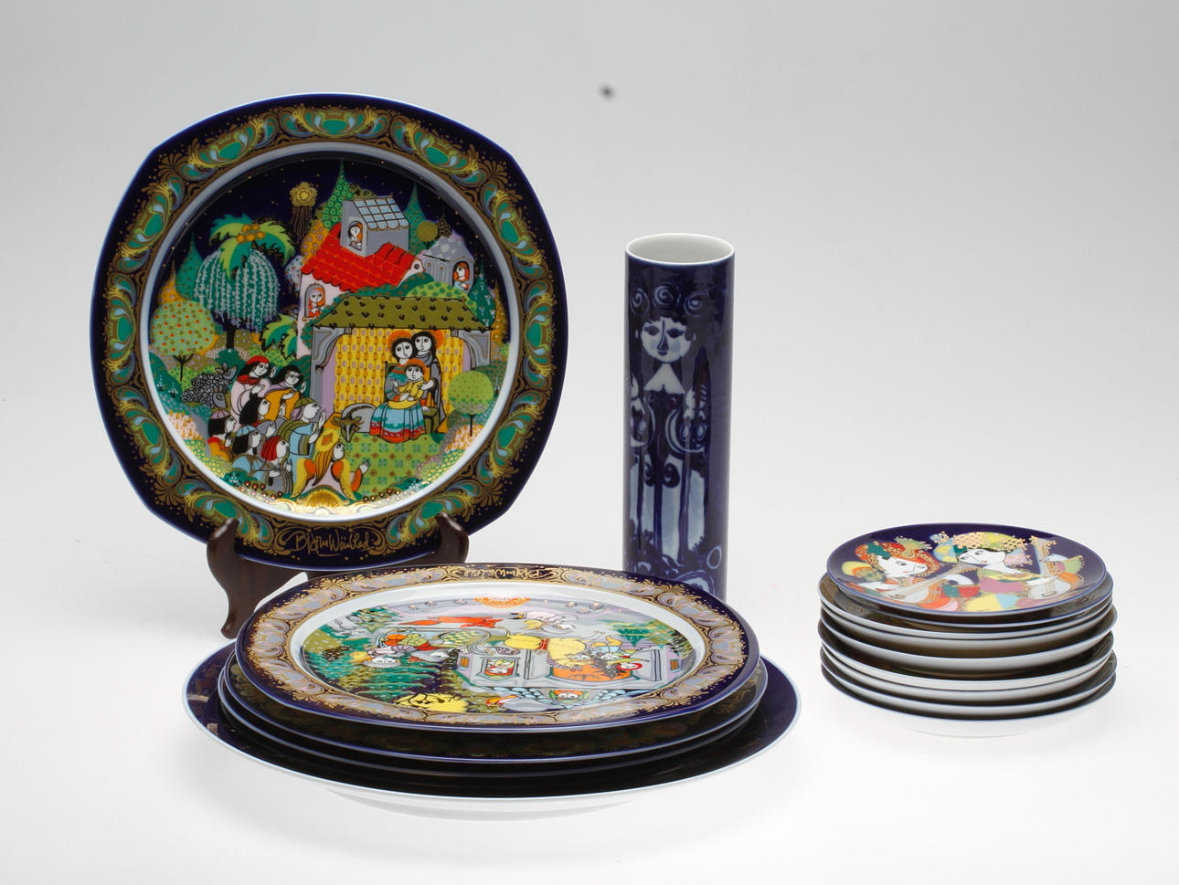 PORSLIN, 16 delar, Björn Wiinblad, Rosenthal, Tyskland.