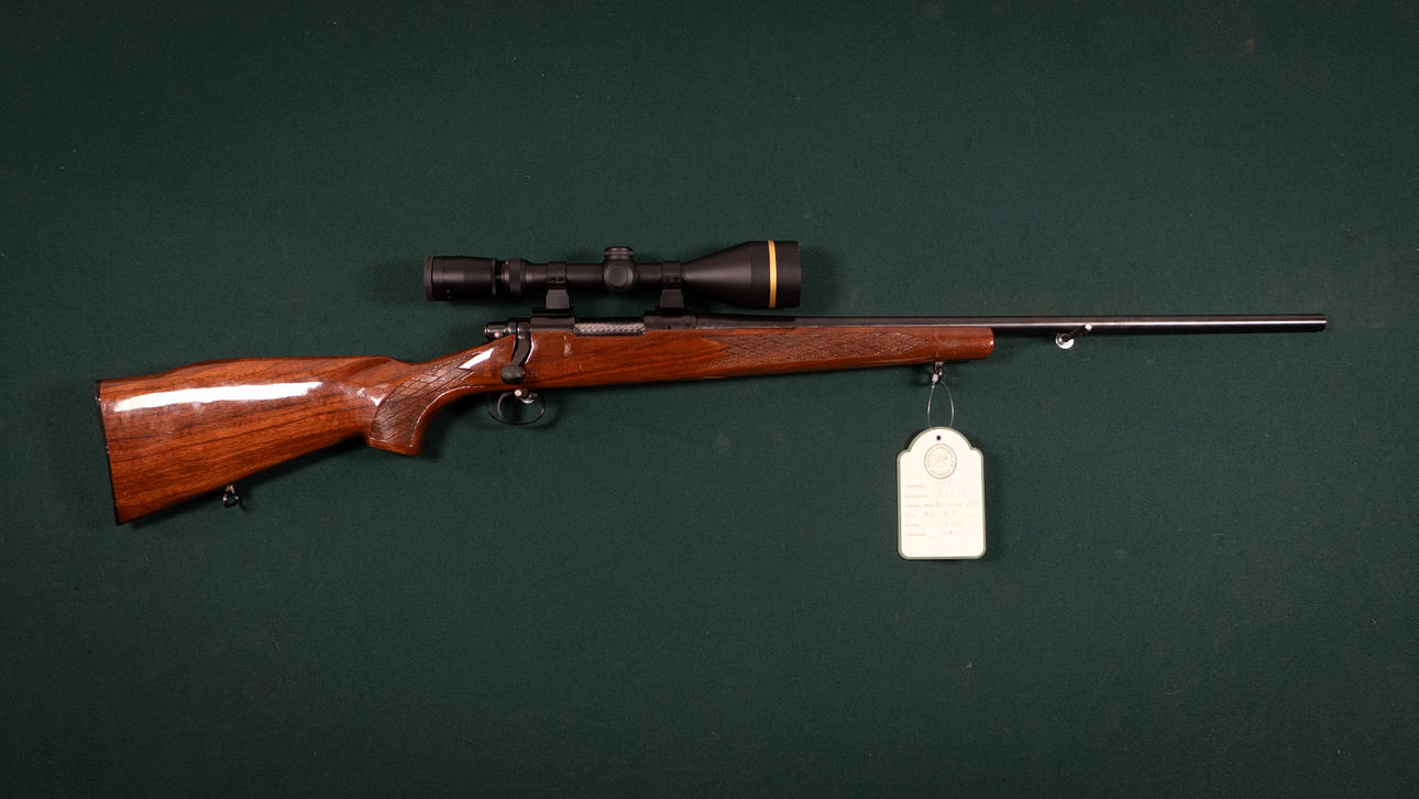 Remington Model 700 Cal. 222 Strap Additional No.: A6527491.