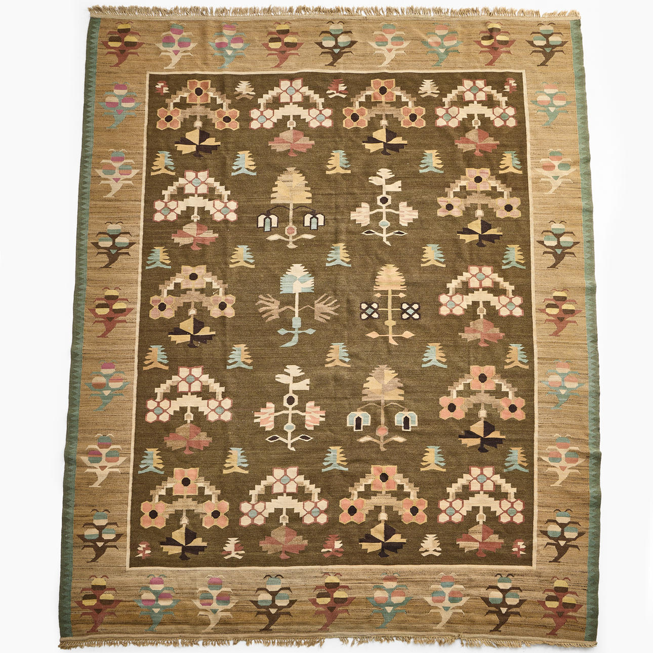 MATTA, Kelim, semiantik, ca 250 x 290 cm.