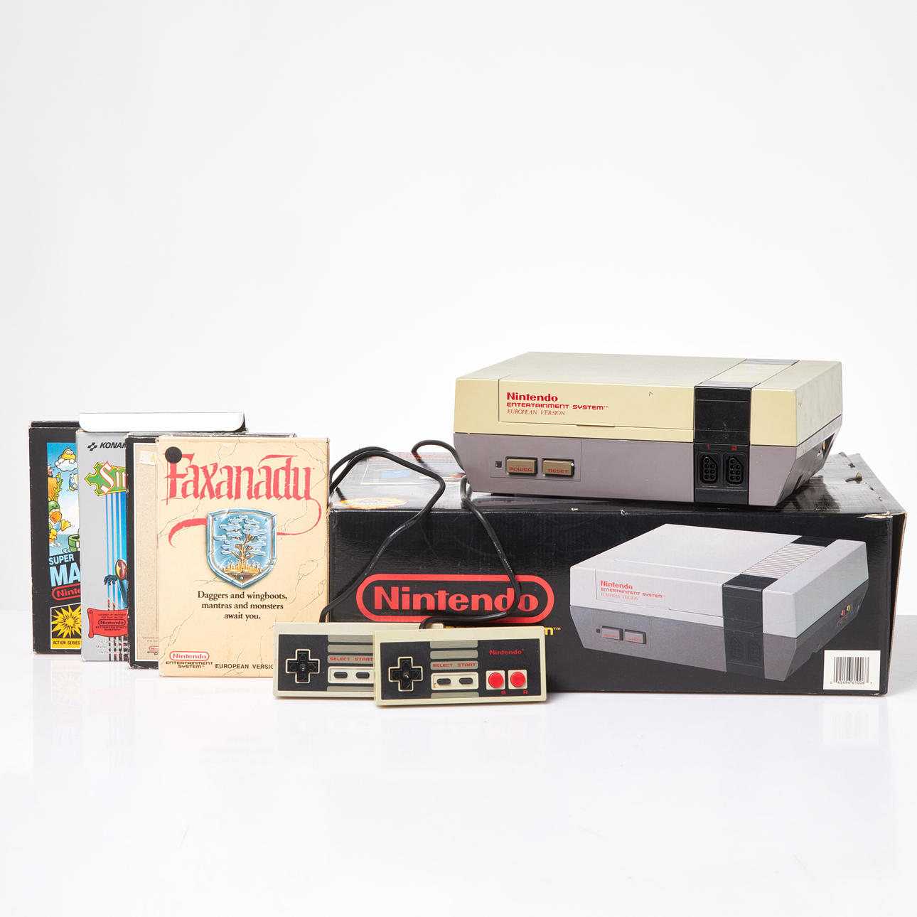 NINTENDO, 8 piece, with 4 games. Toys - Other toys - Auctionet