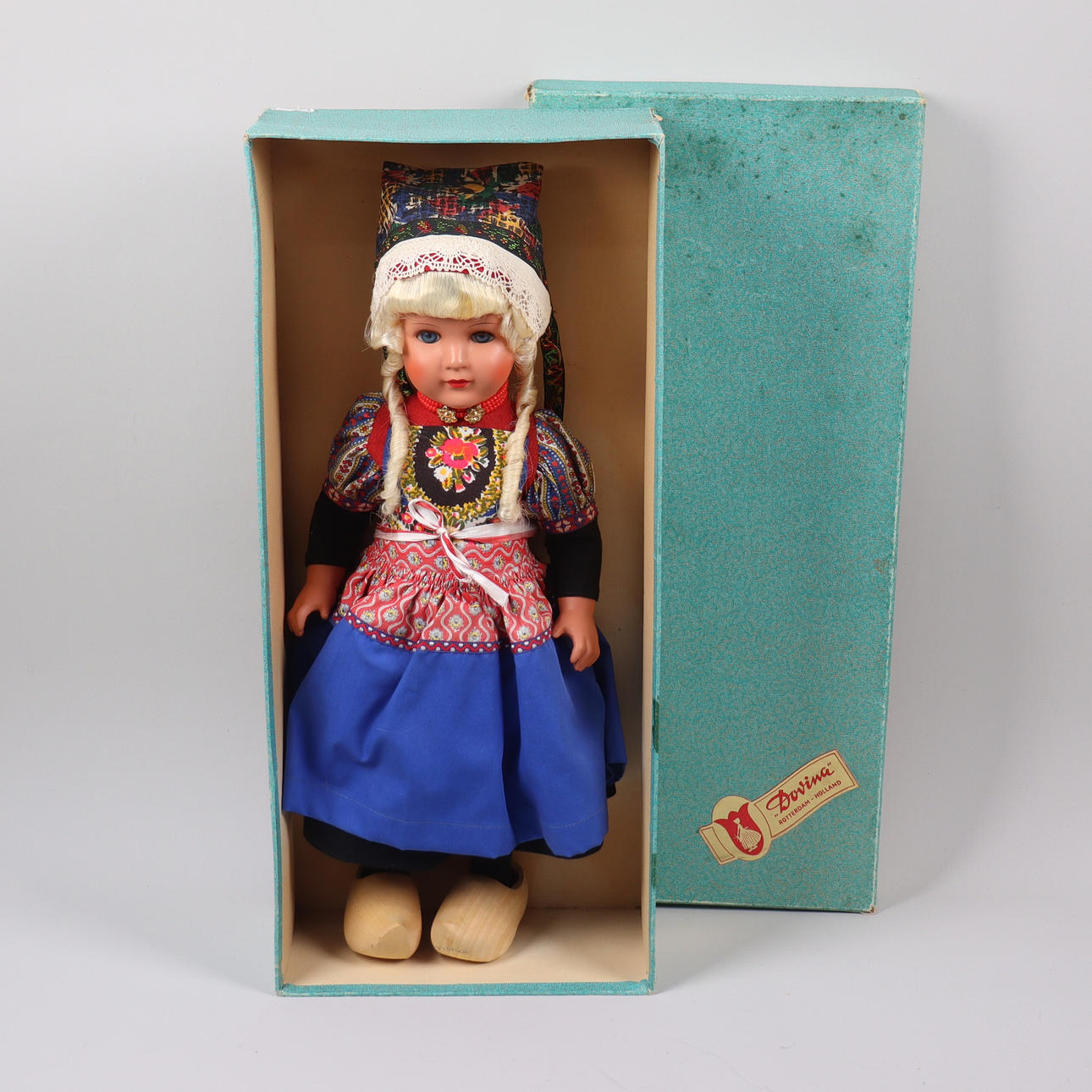 DOLL, “Dovina”, Rotterdam-Holland.
