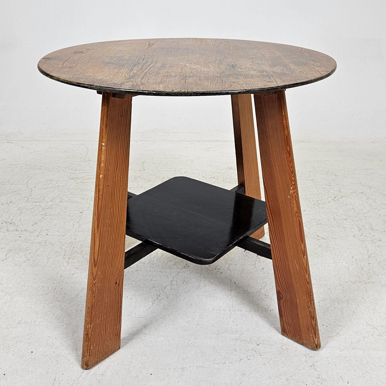 ATTRIBUTED TO GEORG KOFOED. Table.