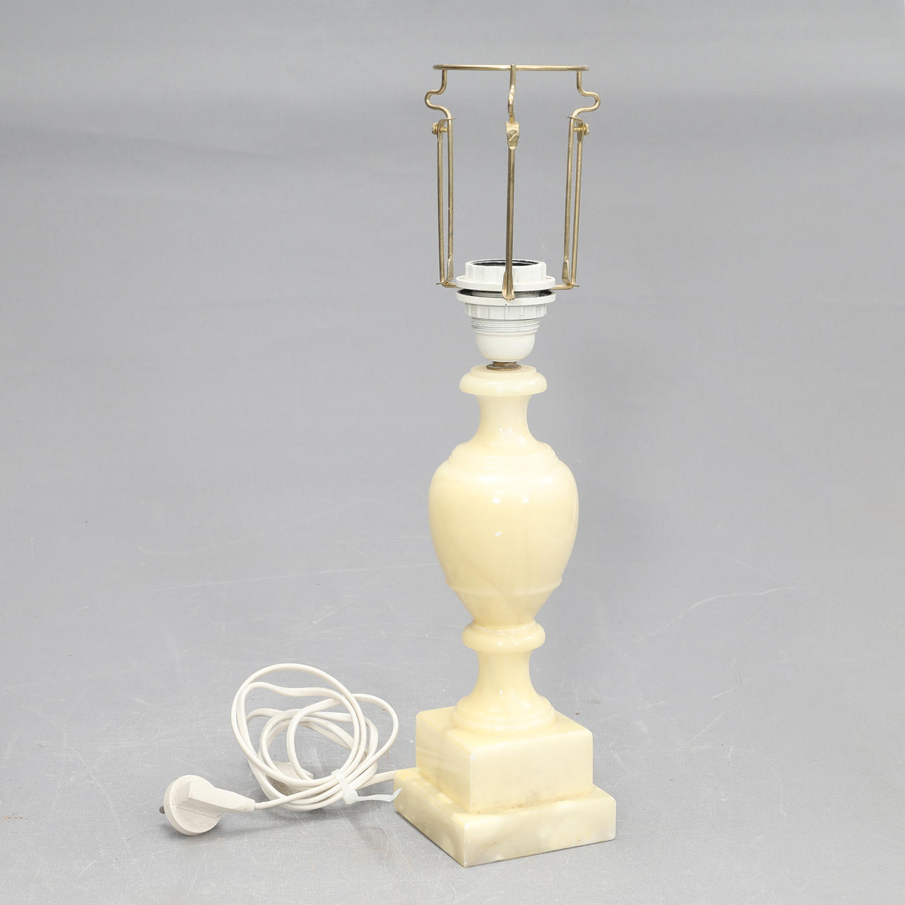 A marble table lamp, 20th century.