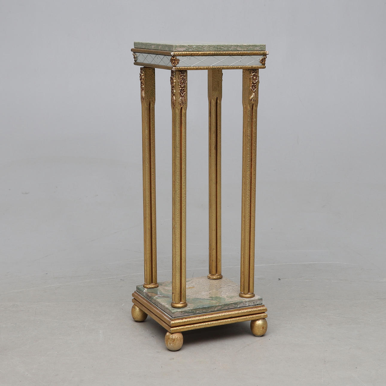 PIEDESTAL, omkring 1900-talets mitt.