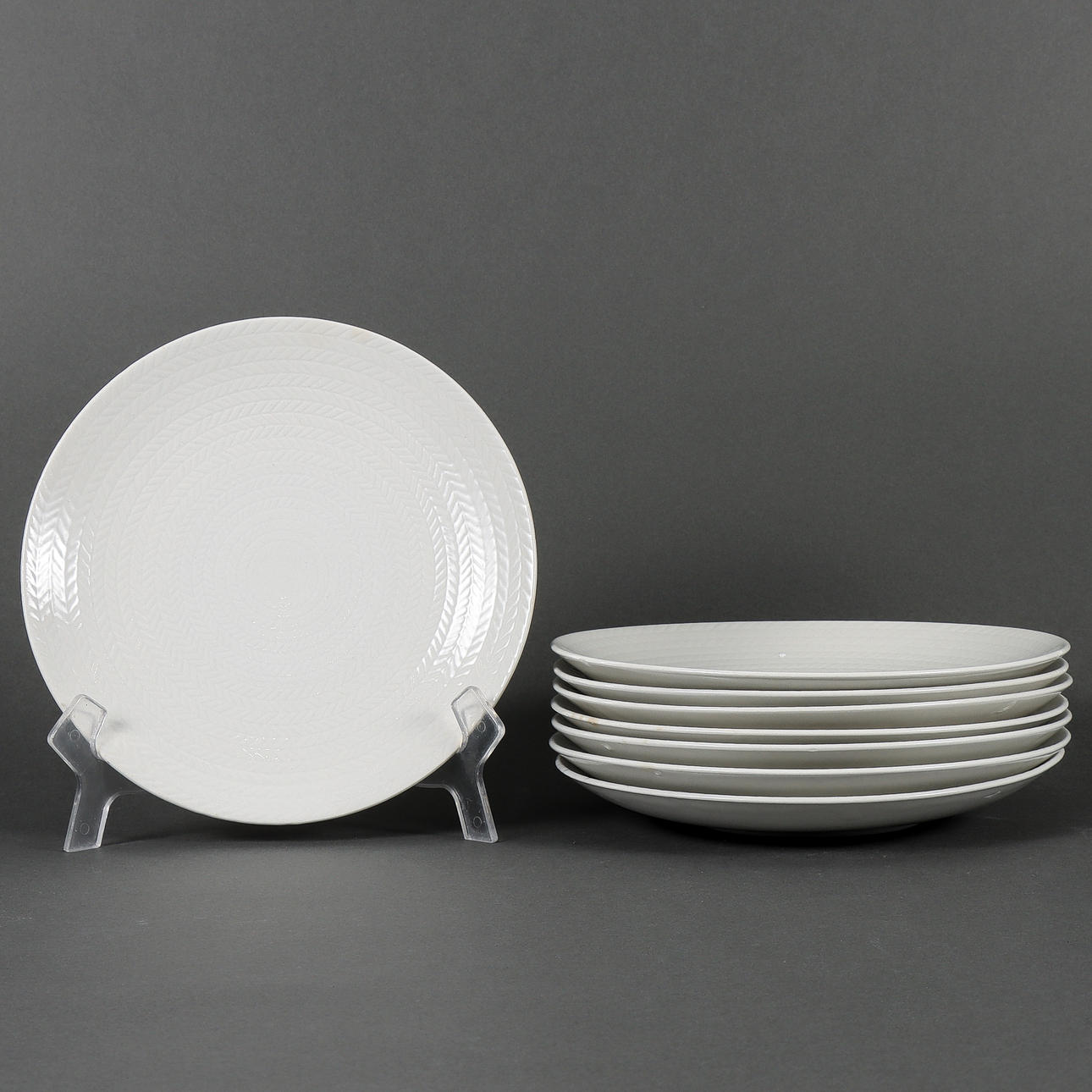 HERTHA BENGTSON. Assietter, 8 stycken, Rörstrand Blå Eld.