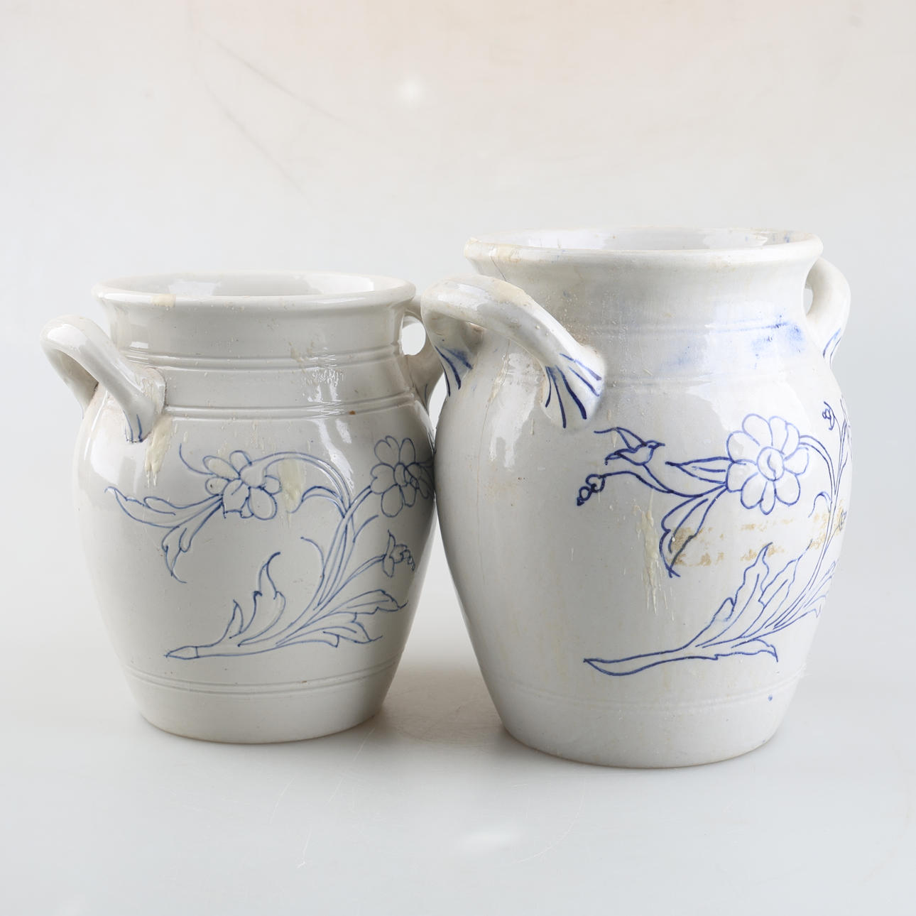 KRUKOR, 2 st, Rörstrand, 1900-talets första hälft.