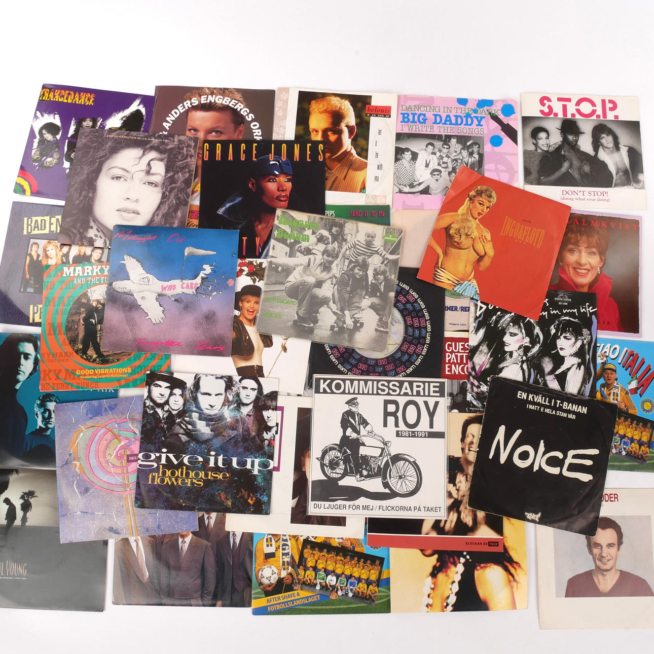 SKIVOR VINYL SINGLAR, ca 300 st.