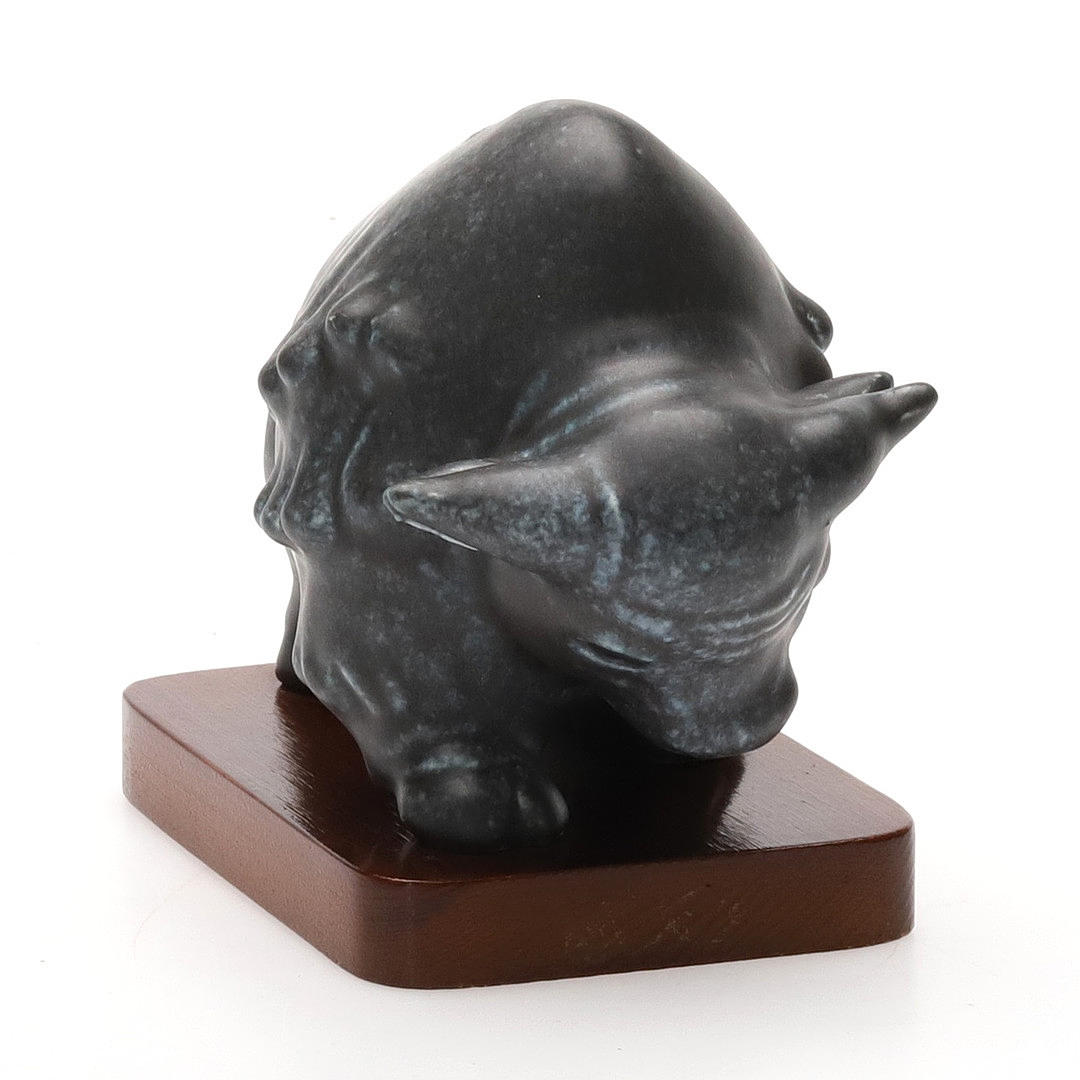FOLKE IRONBERG. A stoneware figurine, “Bison”.