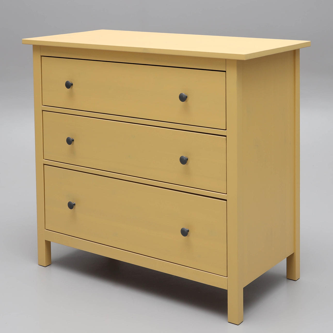 BYRÅ, "Hemnes", Ikea, samtida.