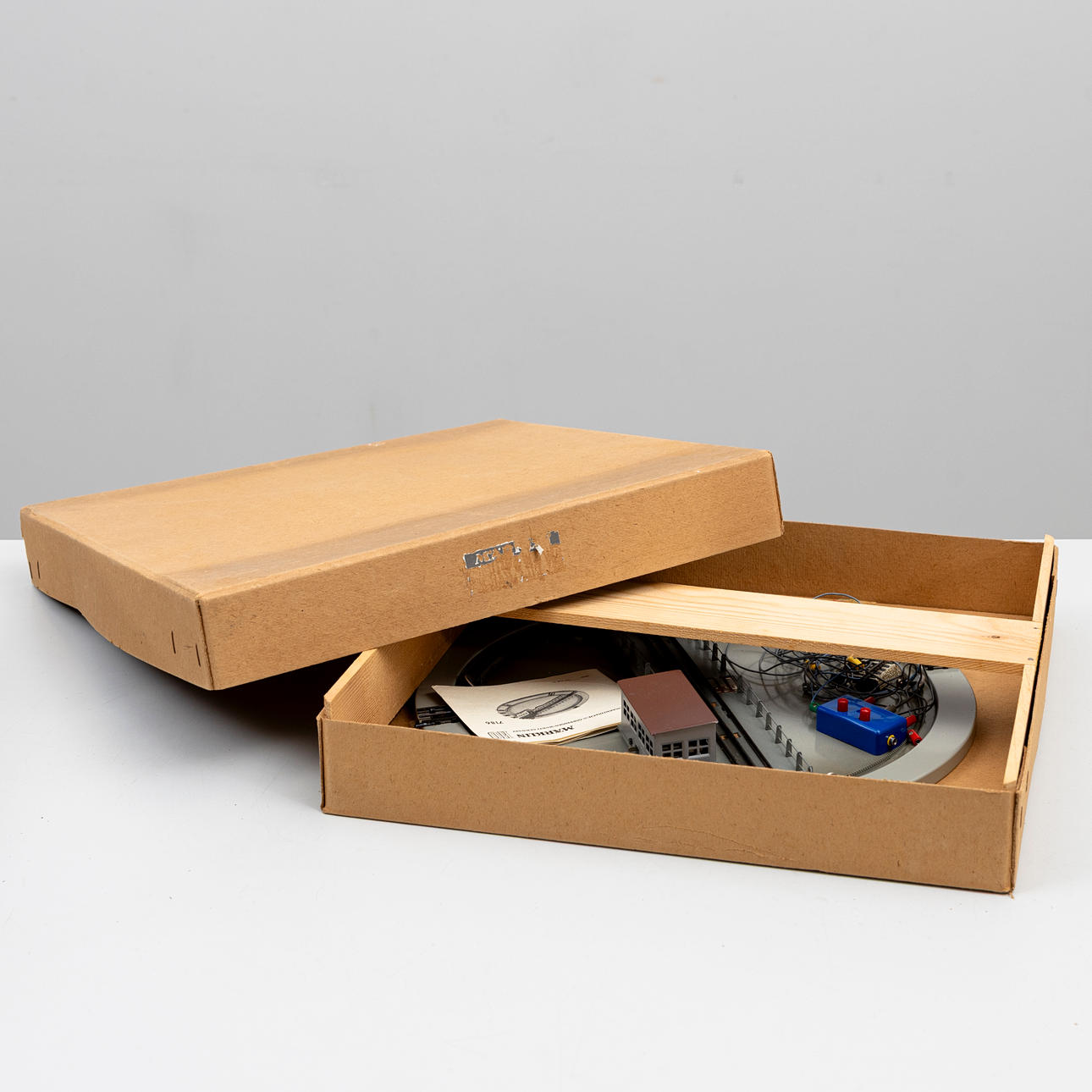 MÄRKLIN 7186 turntable, original packaging.
