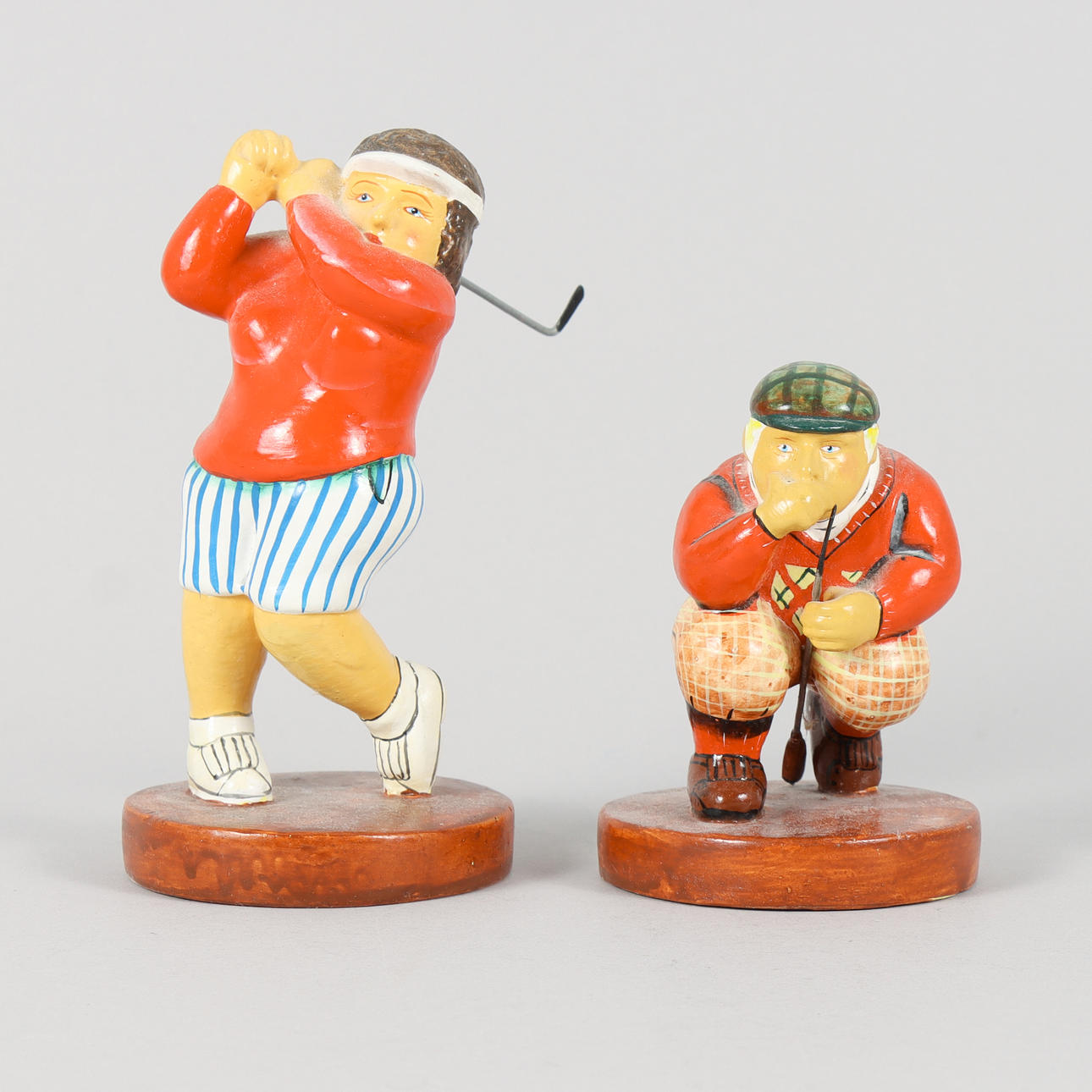 FIGURINES 2 pieces, casting mass.