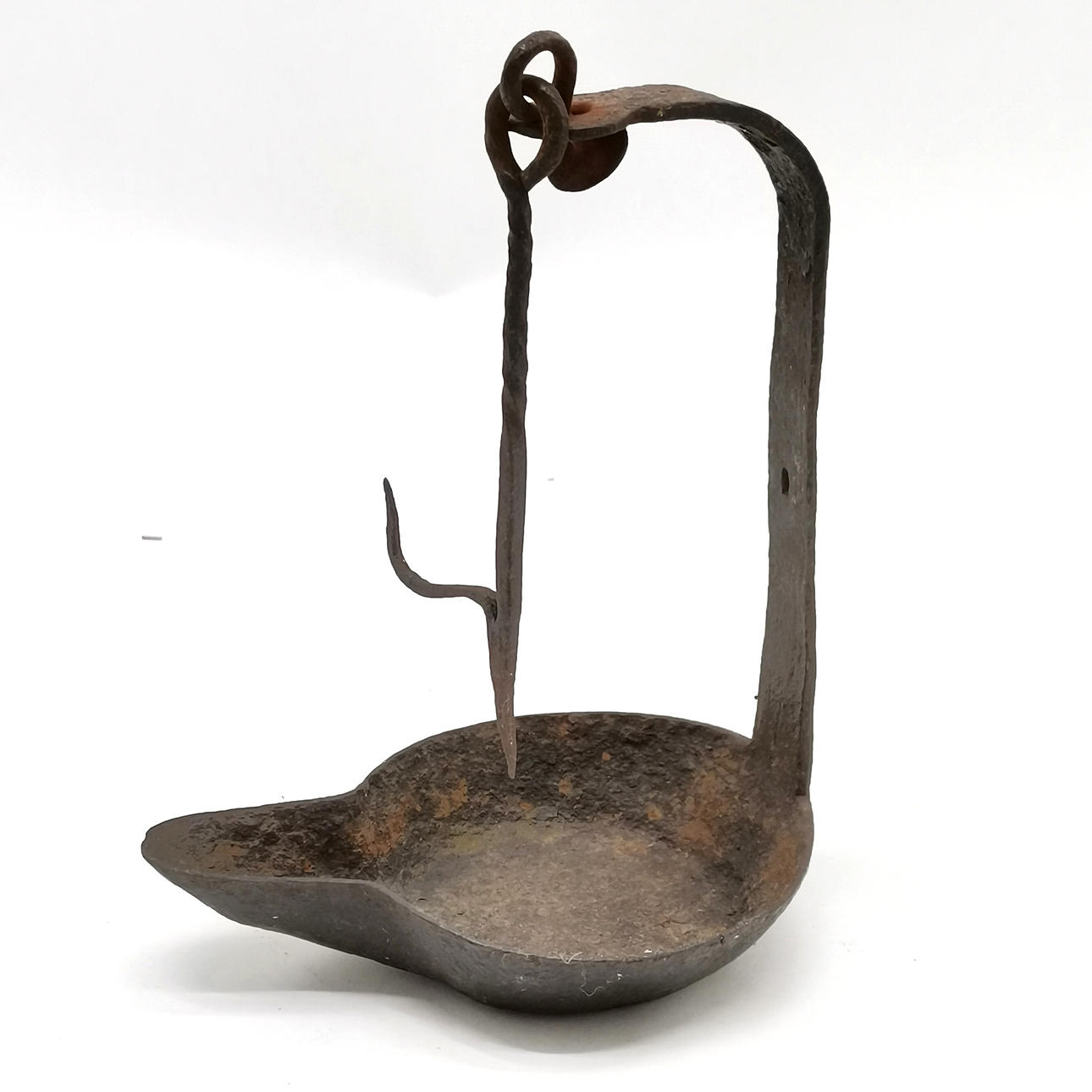 ANTIQUE WROUGHT IRON HANGING FAT LAMP.