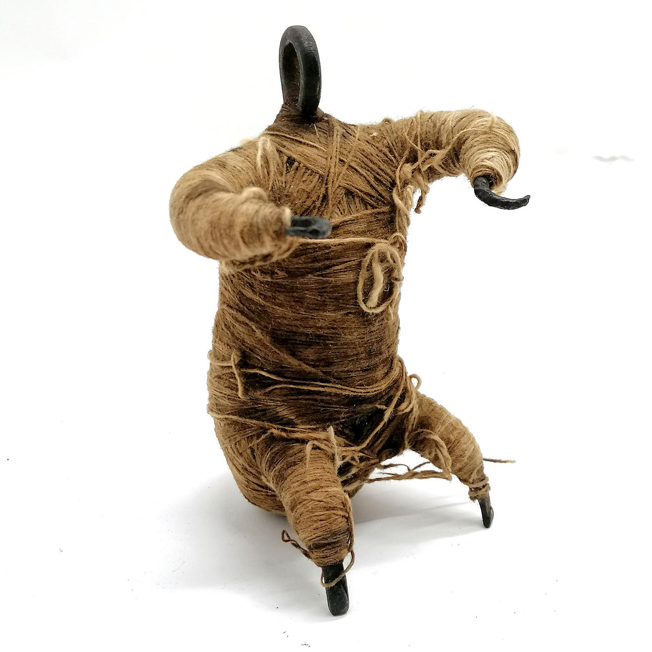 ANTIQUE CAMEROONIAN HUMAN EFFIGY IRON FIGURE.