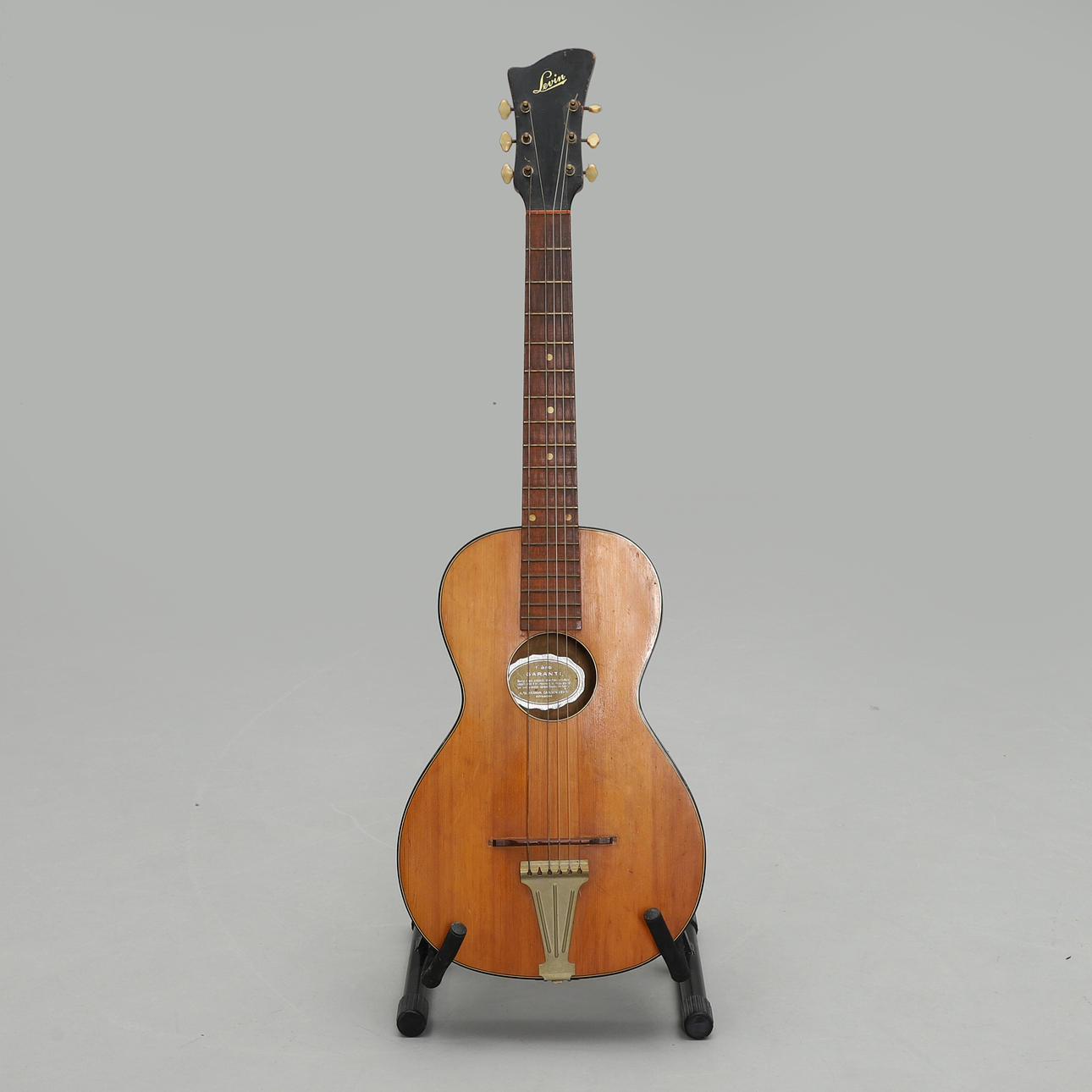 ACOUSTIC GUITAR, Levin, 1951.