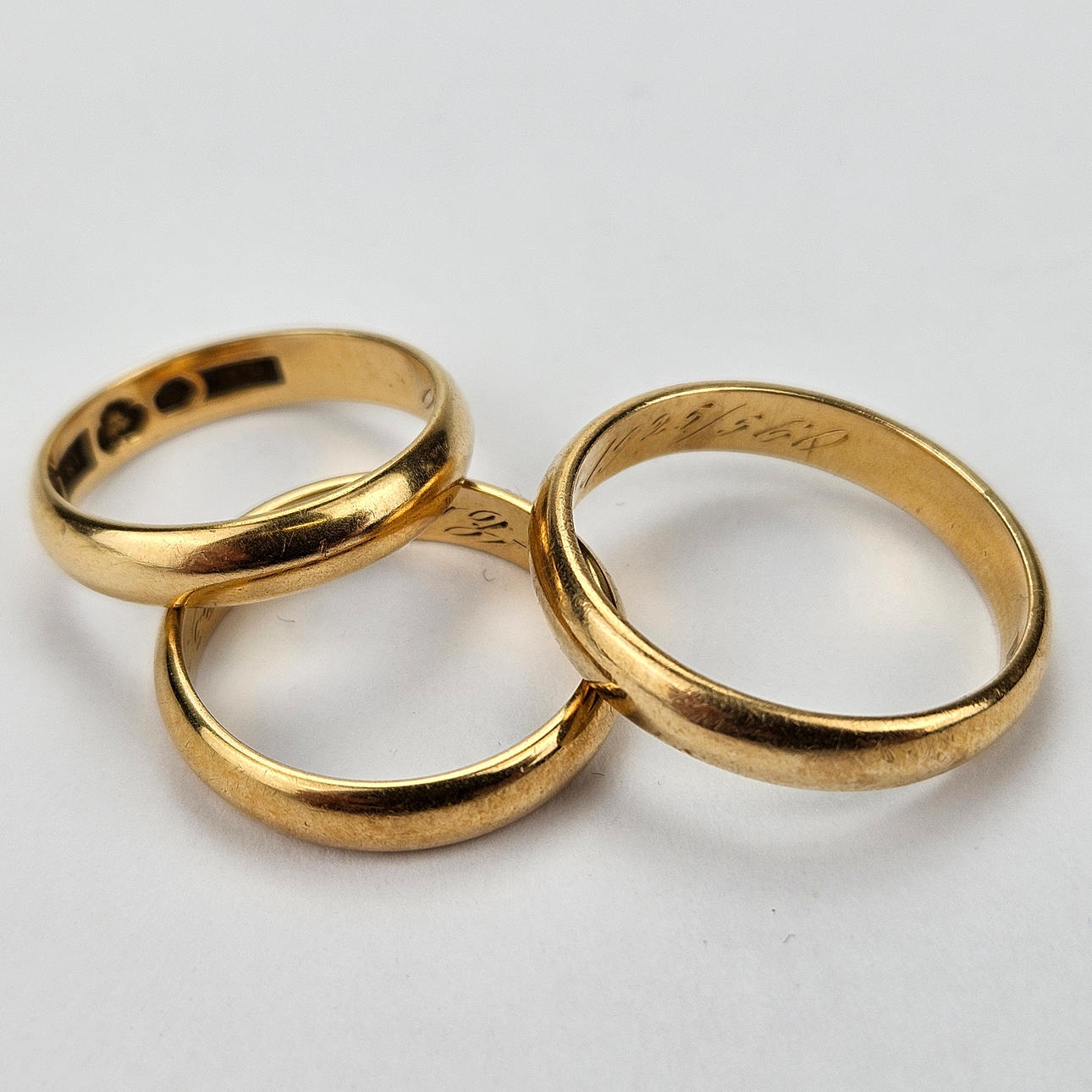 RINGS, 3 pcs, gold, 18K, weight approx. 13 grams.