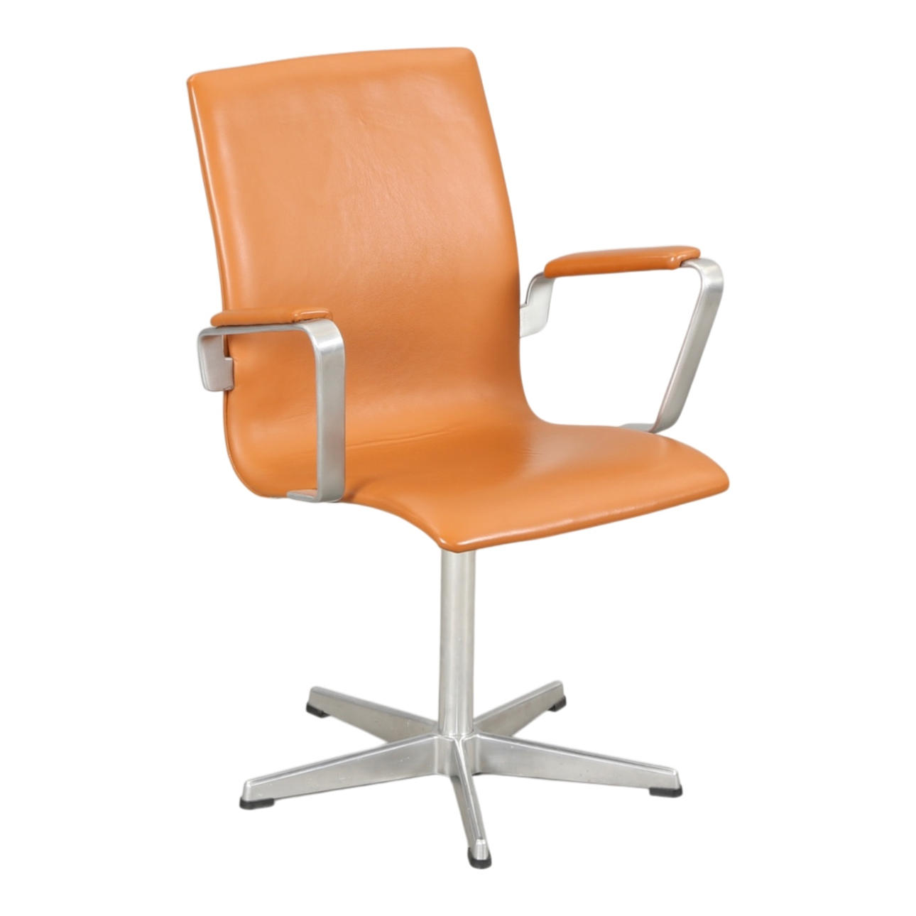 ARNE JACOBSEN. Fritz Hansen, Sessel „Oxford“.