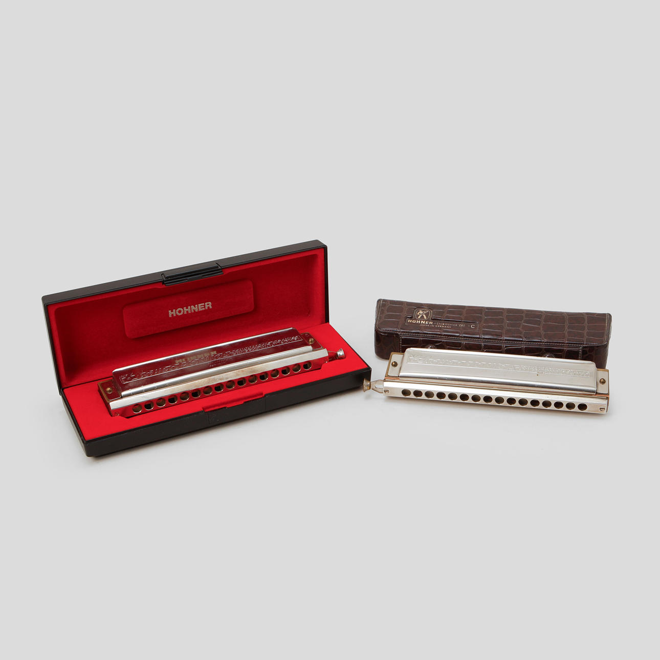 MUNSPEL, 2 st, Hohner The 64 Chromonica.