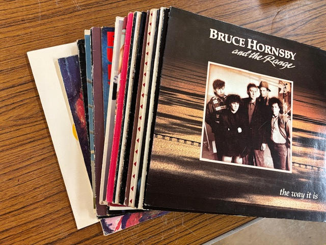 ASSORTED 80S POP RECORDS. Collectables - Audio, Vinyl & Hi-Fi - Auctionet
