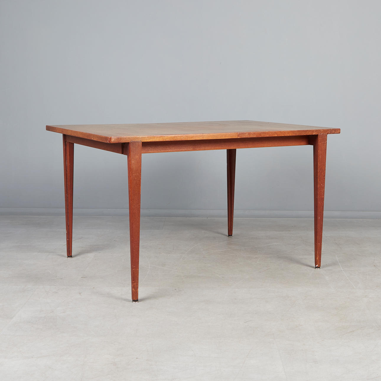 HENRY ROSENGREN HANSEN. Brande Møbelfabrik, extendable dining table/table, teak, 1950s, Denmark.