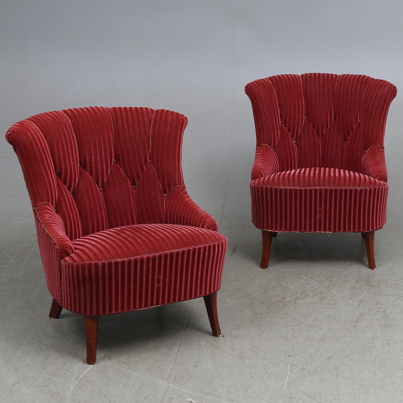 FÅTÖLJER, ett par, 1900-tal.