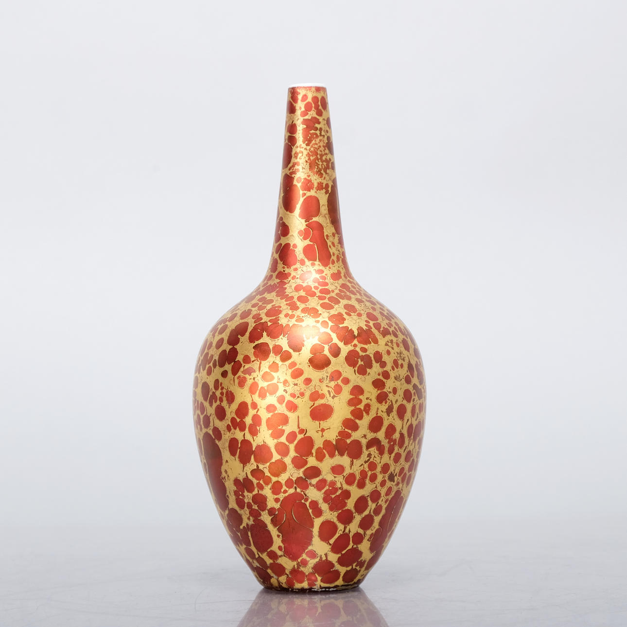 A porcelain vase, Rosenthal, Germany.