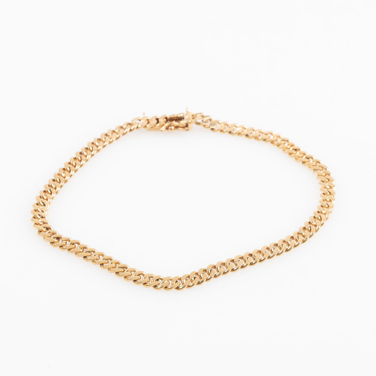 A BRACELET, 18K gold.