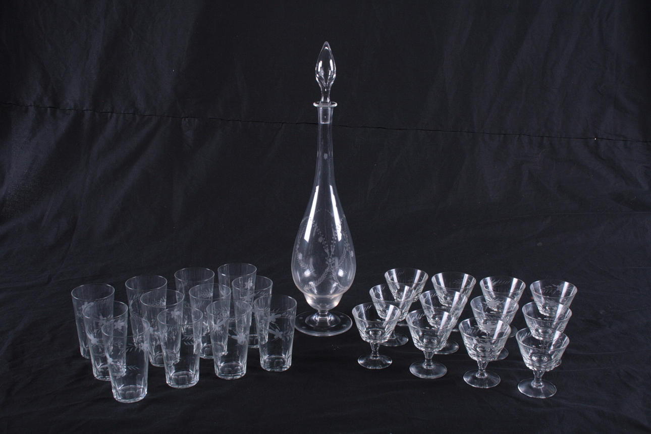 GLAS och KARAFF, 25 delar.