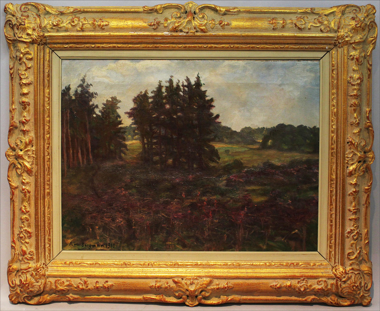 ALMA BERGMAN. Skogslandskap. Olja på duk. Signerad och daterad 1910.