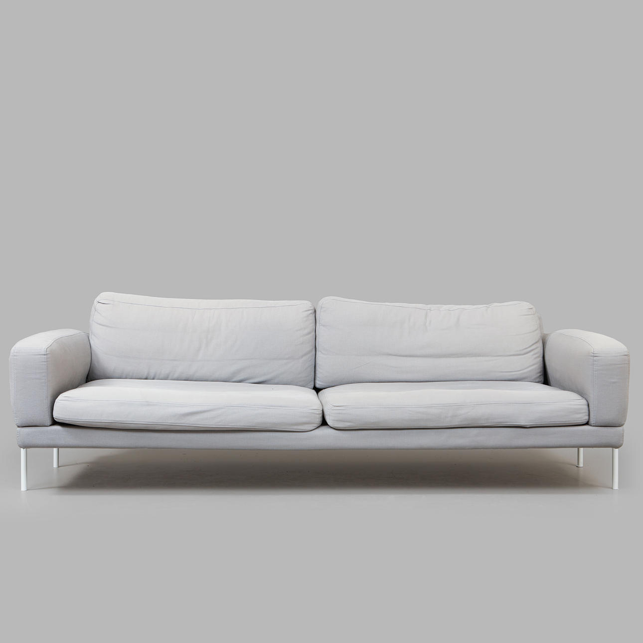 EMMA OLBERS. Soffa, "Armilla", Ire möbler.