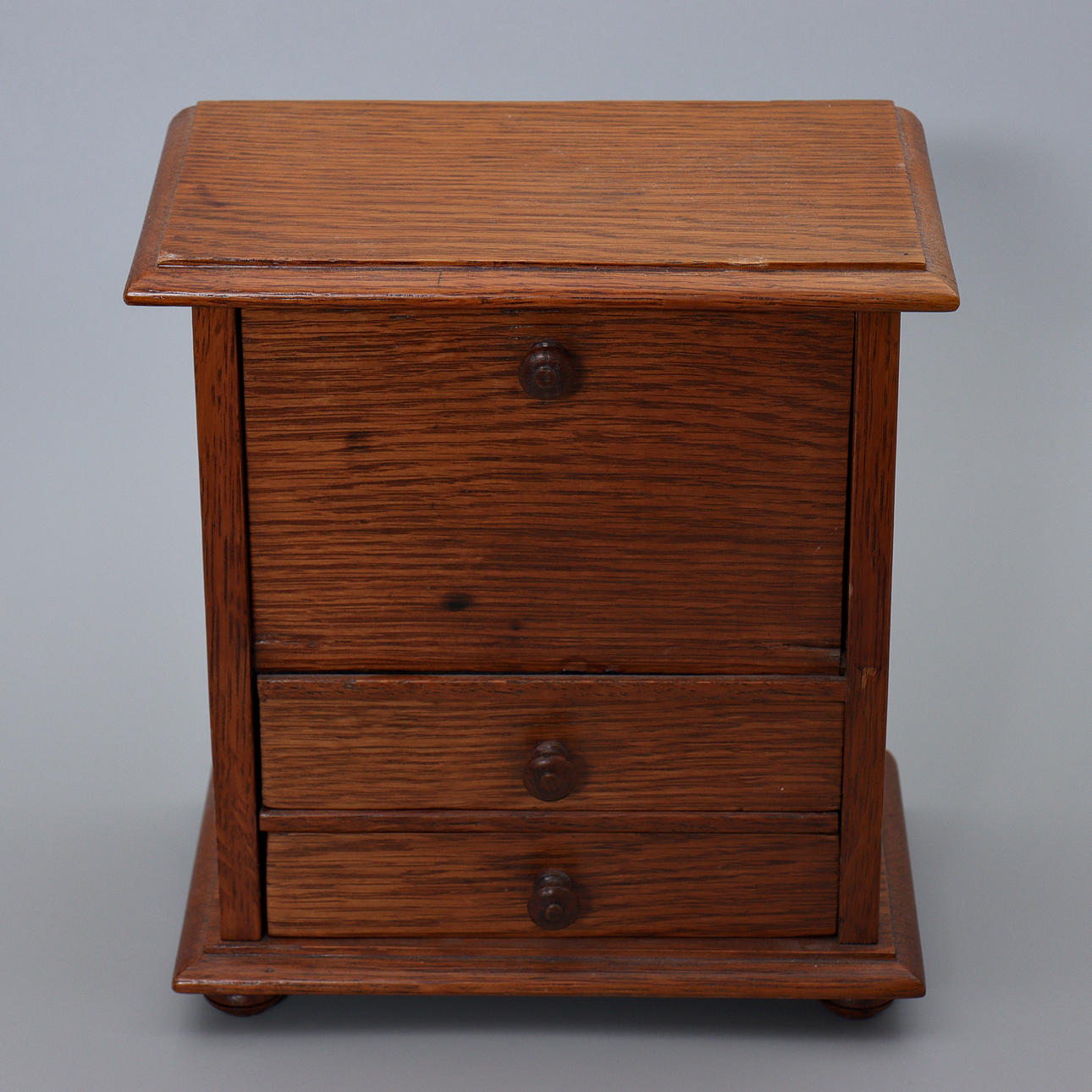 MINITYRBYRÅ, 1900-TAL.