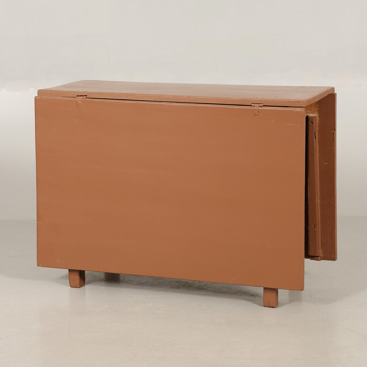 SLAGBORD, bemålat, 1900-tal.