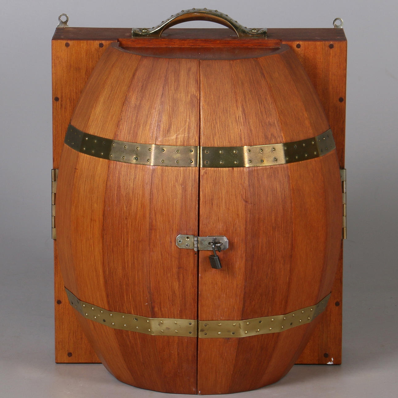 BARSKÅP, teak, i form av tunna, 1960-tal.