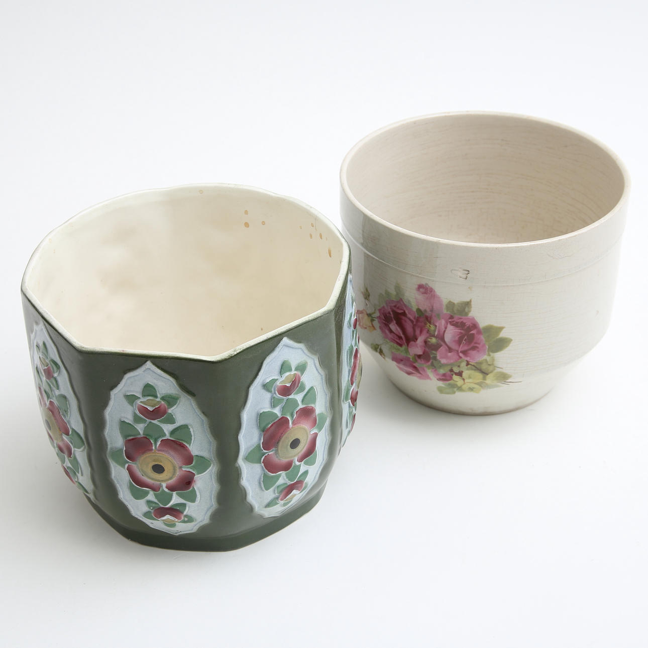 YTTERFODER, 2 st, porslin, 1900-tal.