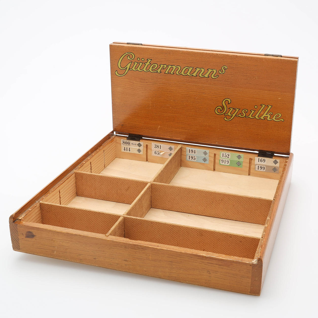 SYSILKELÅDA, trä, Gütermann´s Sysilke, tidigt 1900-tal.