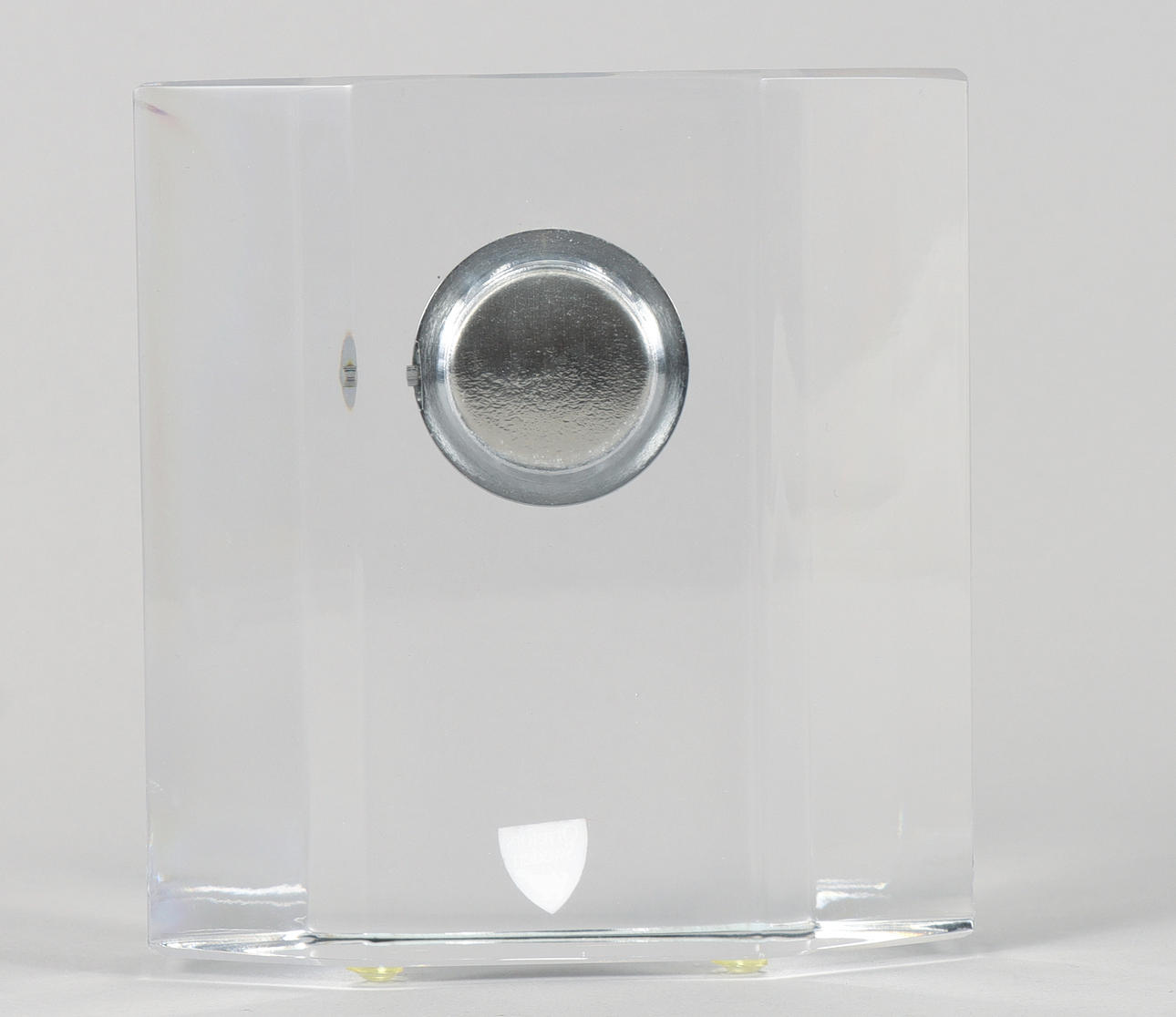 OLLE ALBERIUS. TABLE CLOCK crystal, Orrefors, signed.
