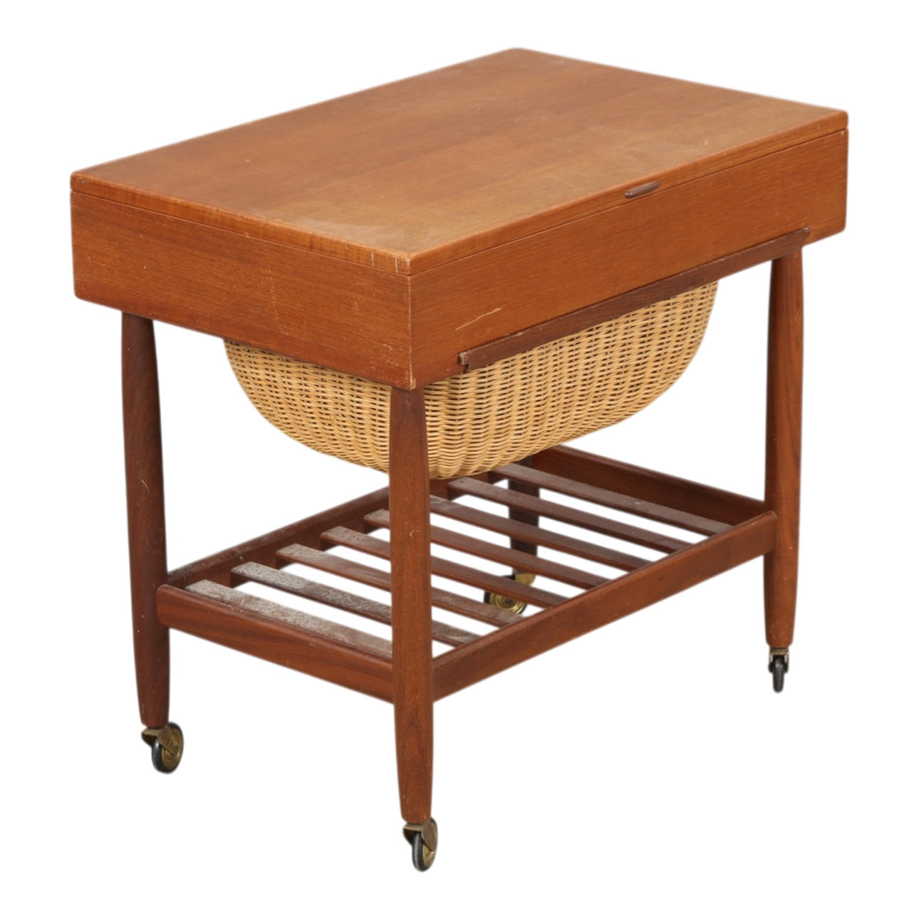 EJVIND A. JOHANSSON (1923-2002). FDB. Sybord i teak, 1960-tal.