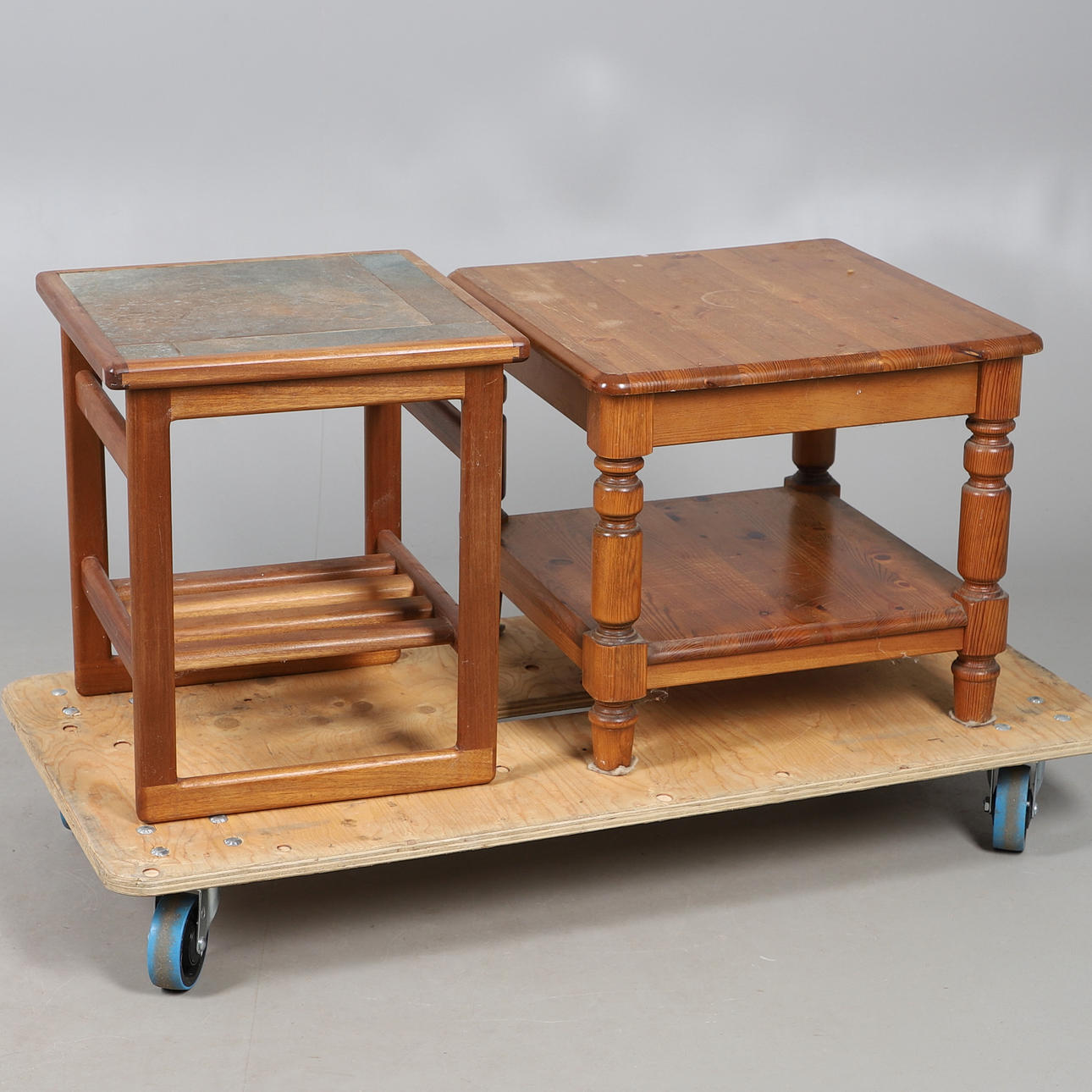 TWO MODERN SQUARE OCCASIONAL/COFFEE TABLES.