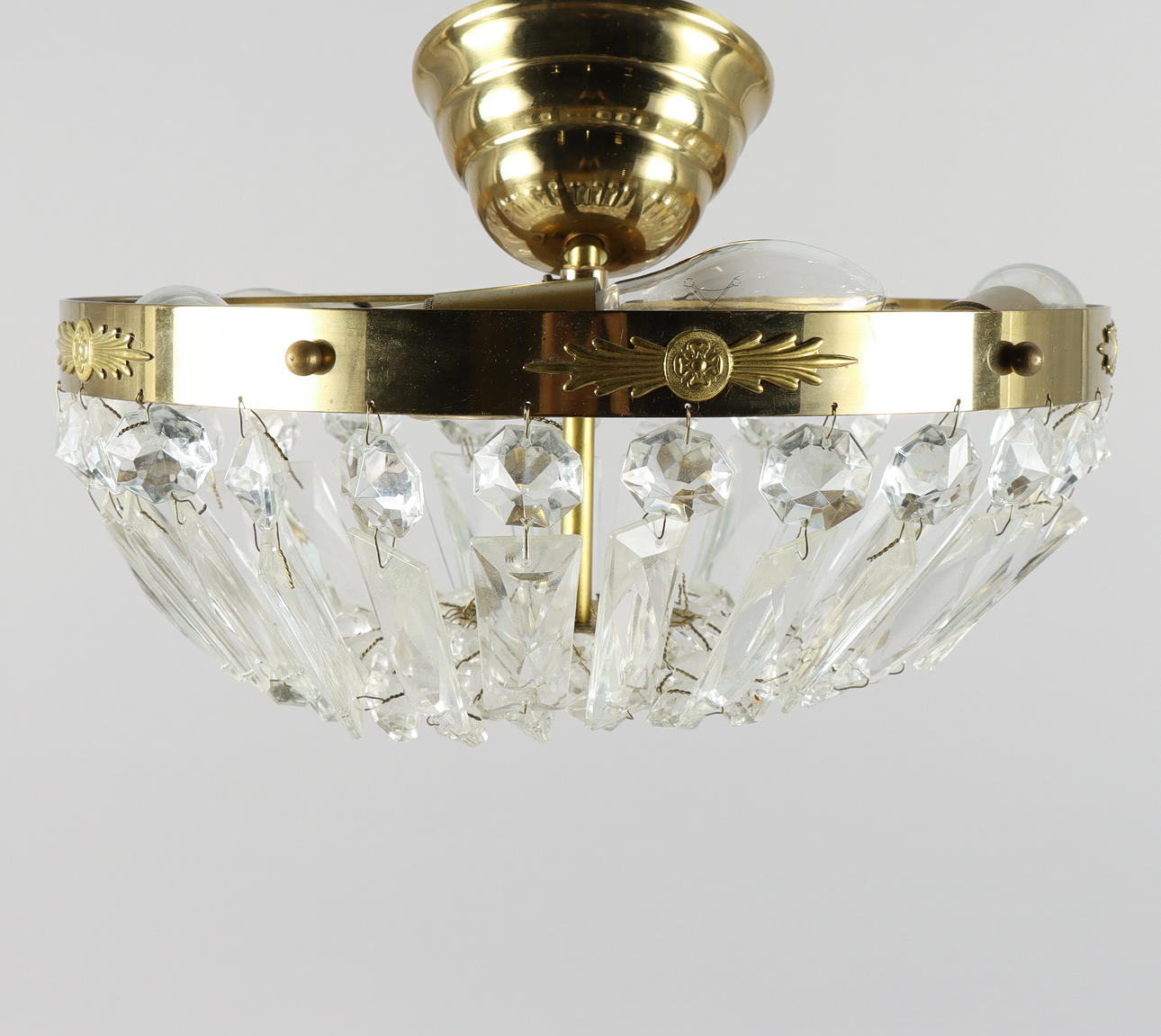 TAKPLAFOND med prismor.