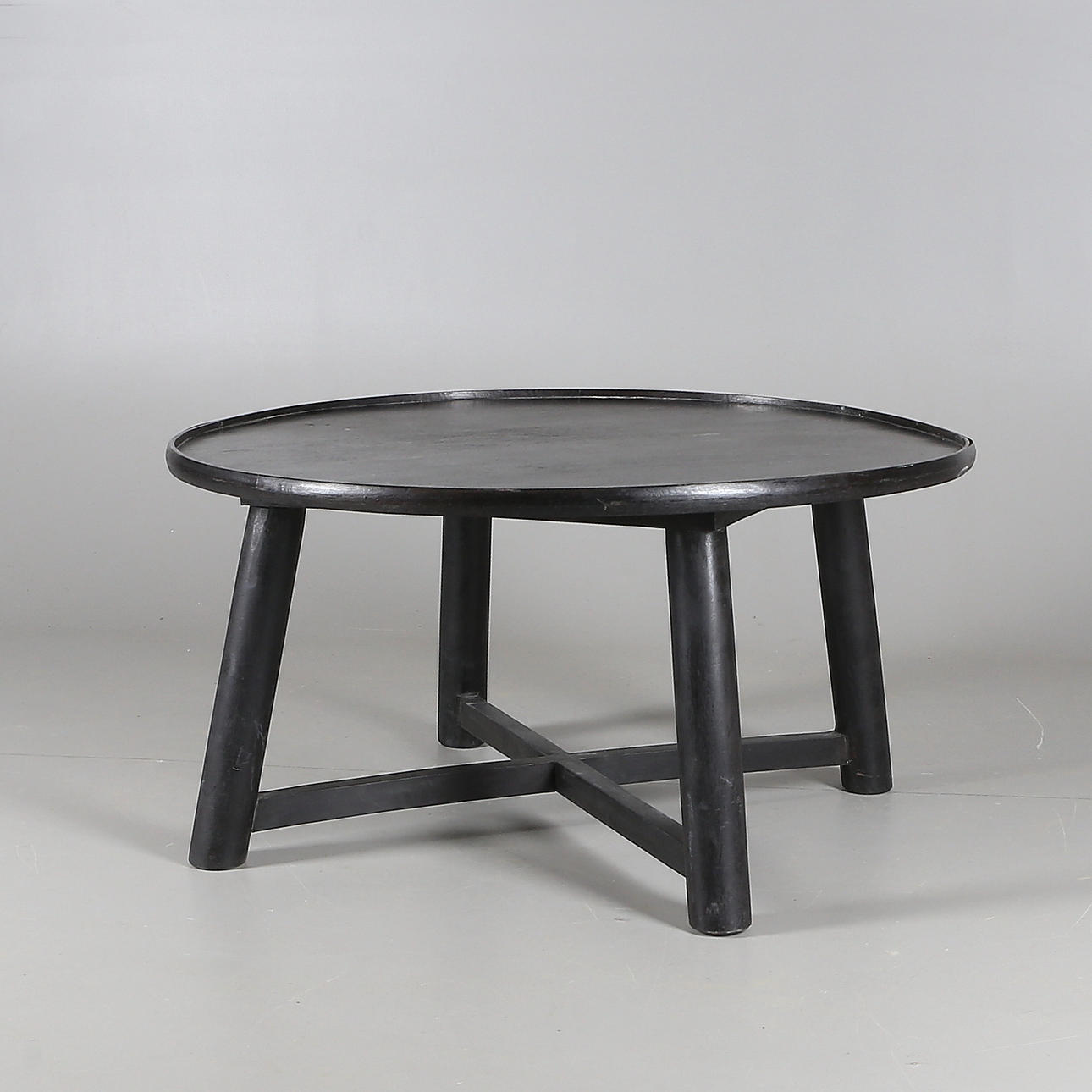 SOFFBORD, svartbetsat Almträ, House Doctor, Danmark, 1900-talets senare del.