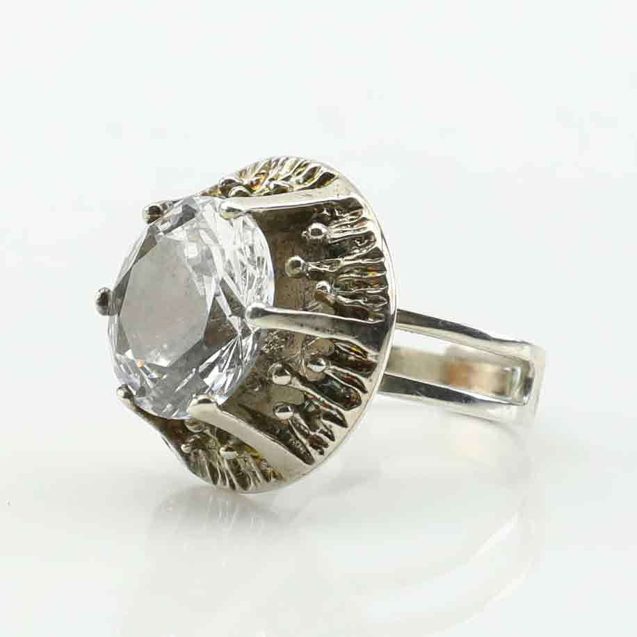 RING, silver, bergkristall, Örneus Guldsmeds AB, 1973.