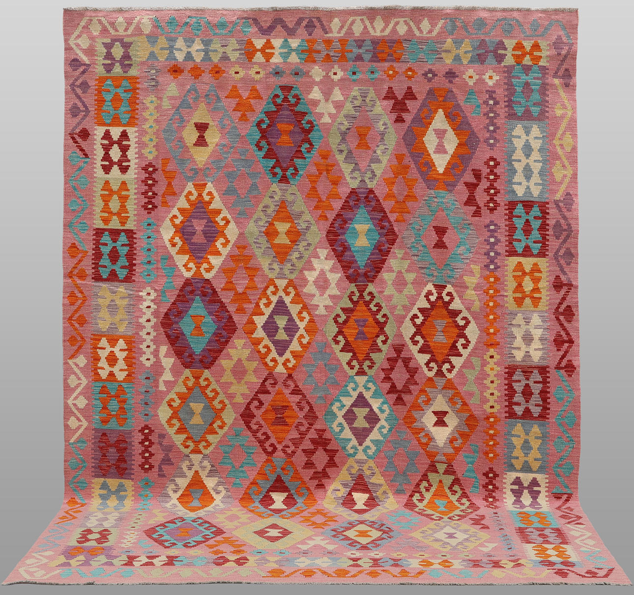 MATTA ,"Kelim", 299 x 216 cm.