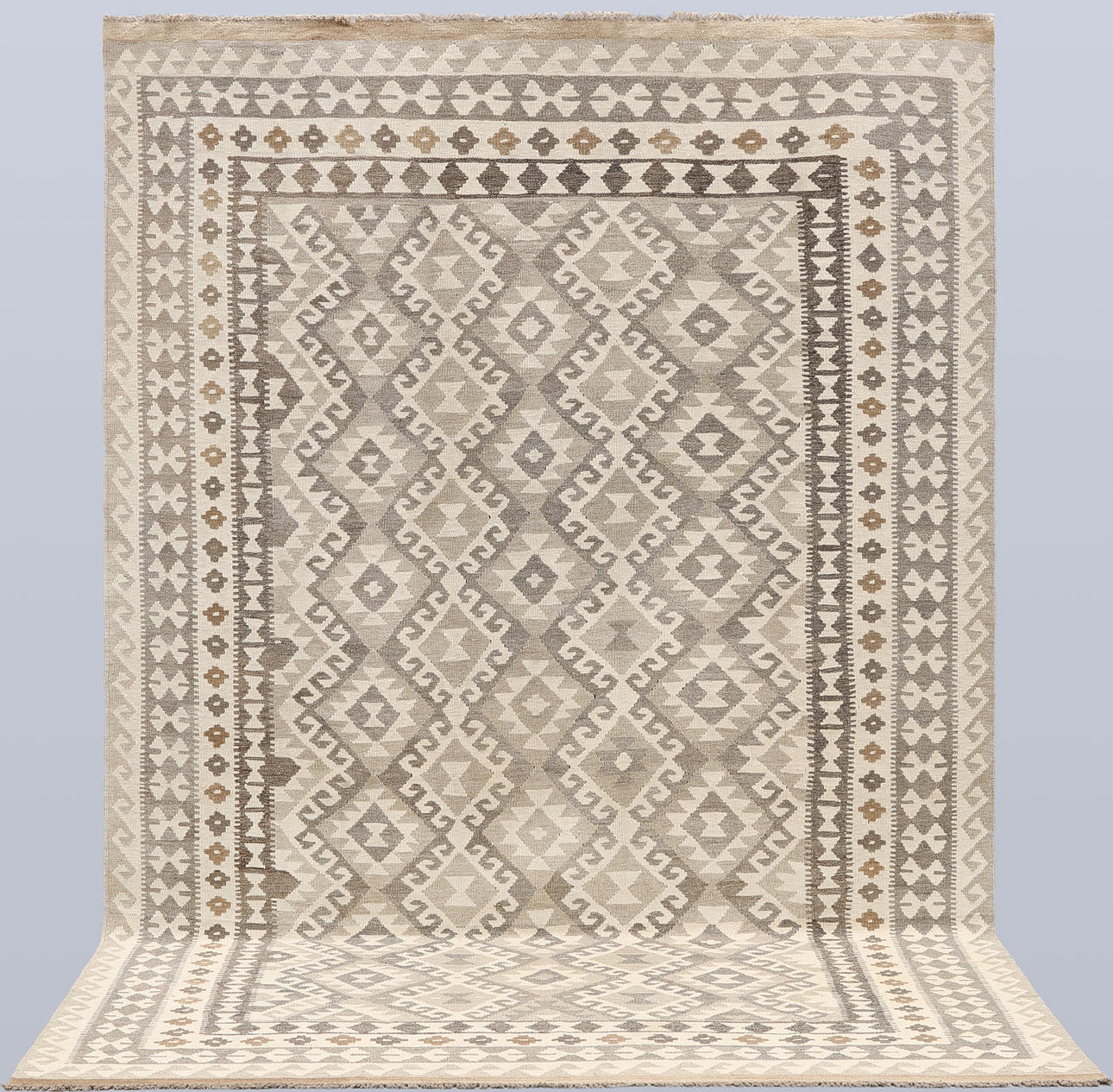 CARPET, “Kelim”, 309 x 200 cm.