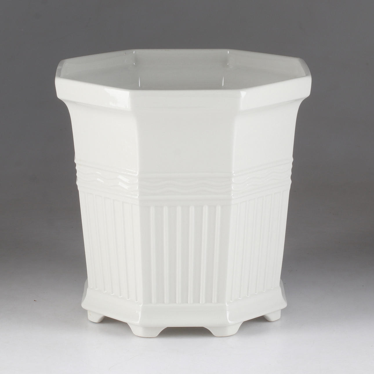 YTTERFODER, porslin, Prins Eugens Waldemarsudde, Gustavsberg.