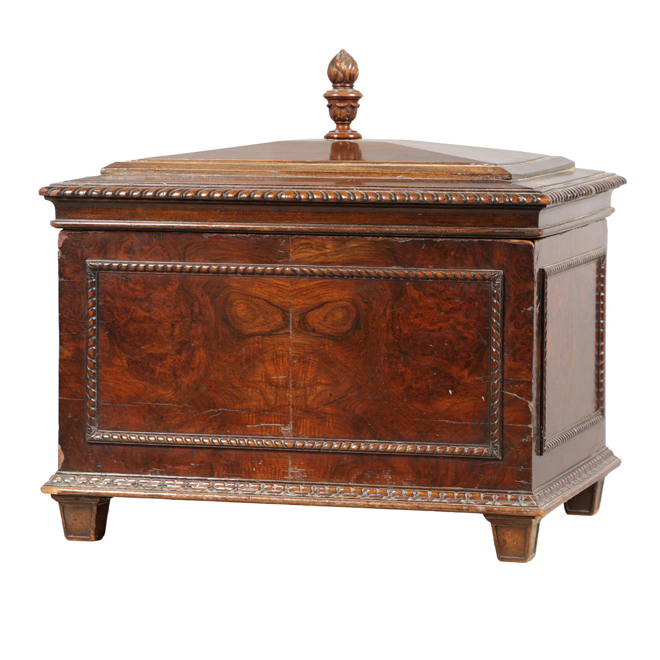 A 19TH CENTURY MAHOGANY CELLARETTE.