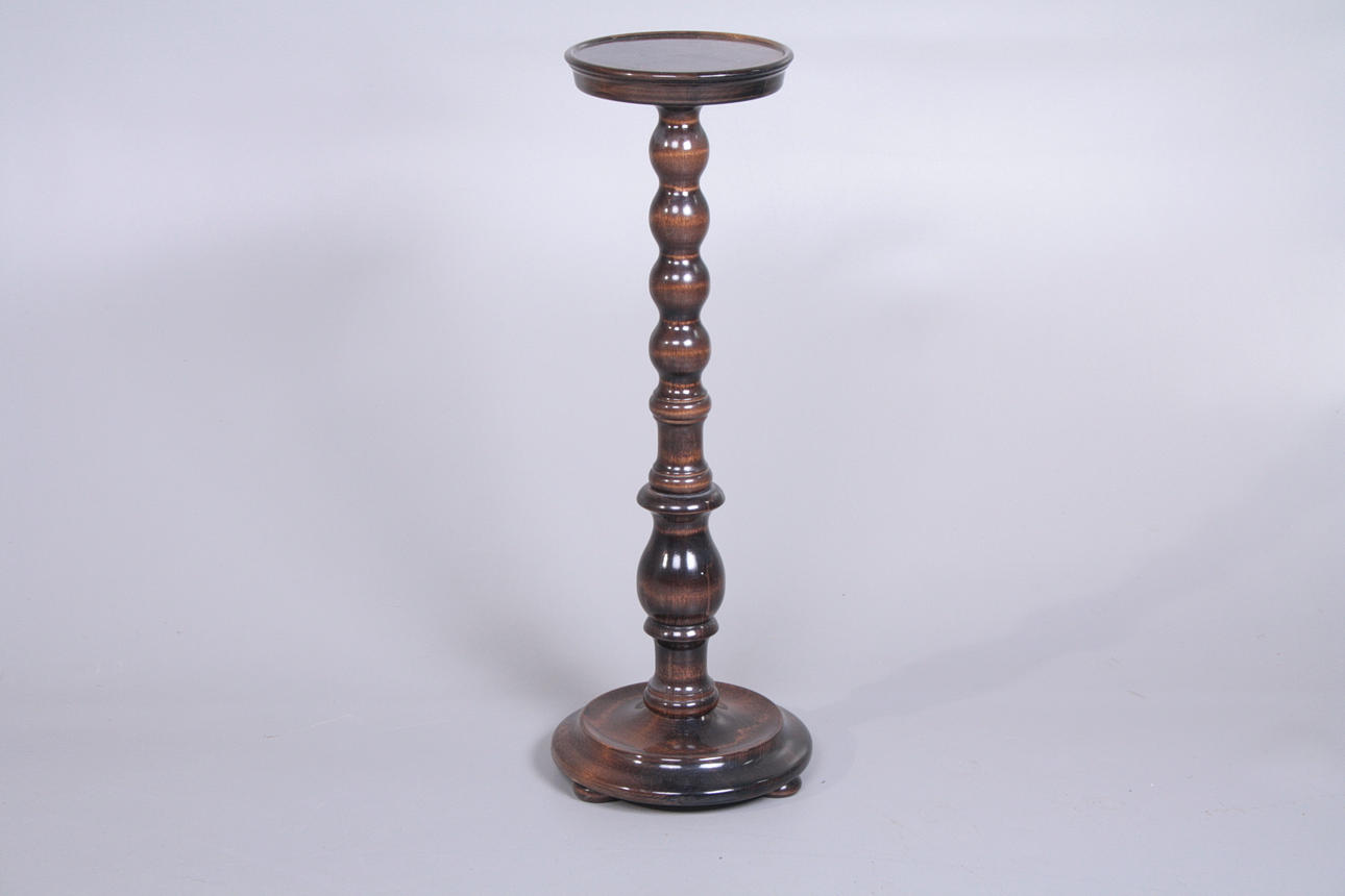 BLOMPIEDESTAL, trä 1900-talets andra hälft.