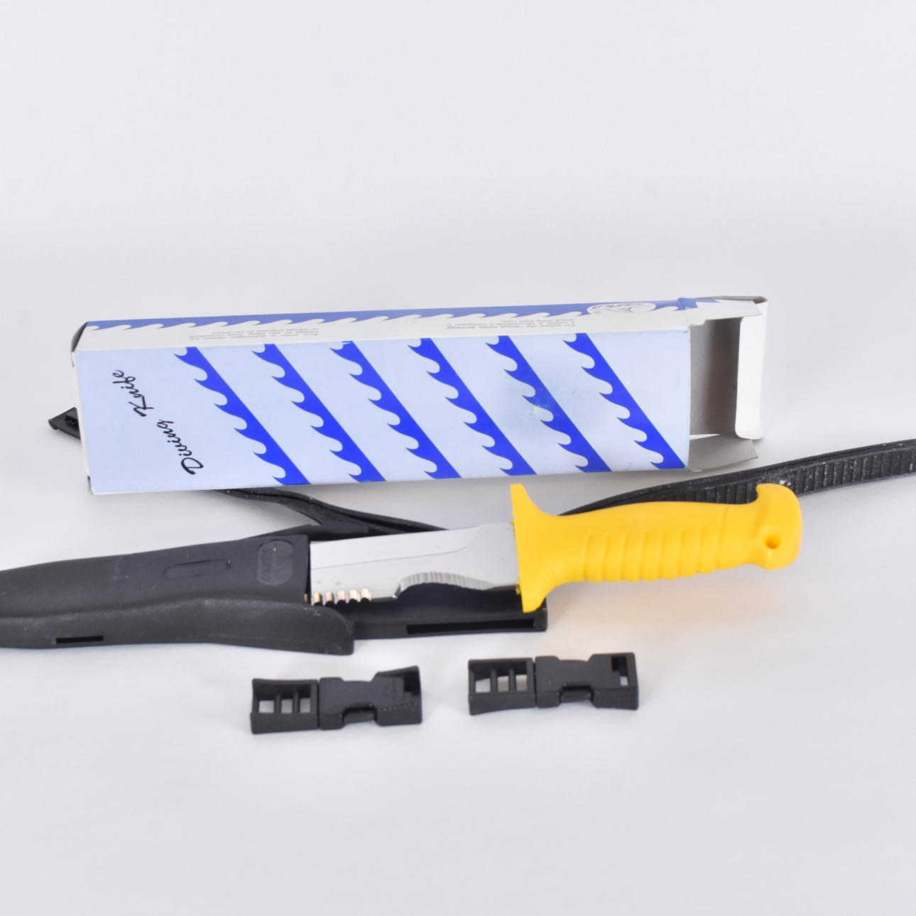 DIVING KNIFE, Squalo.