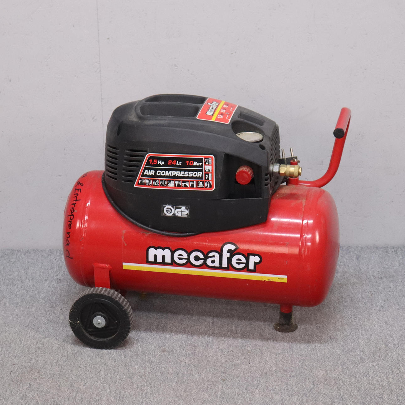 COMPRESSOR, Mecafer, 1,5Hp, 24 liters, 10 bar.